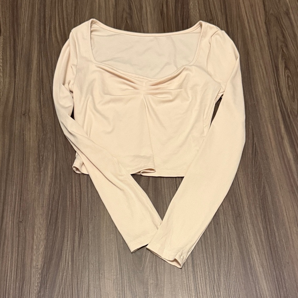 SHEIN Cream Long Sleeve Crop Top